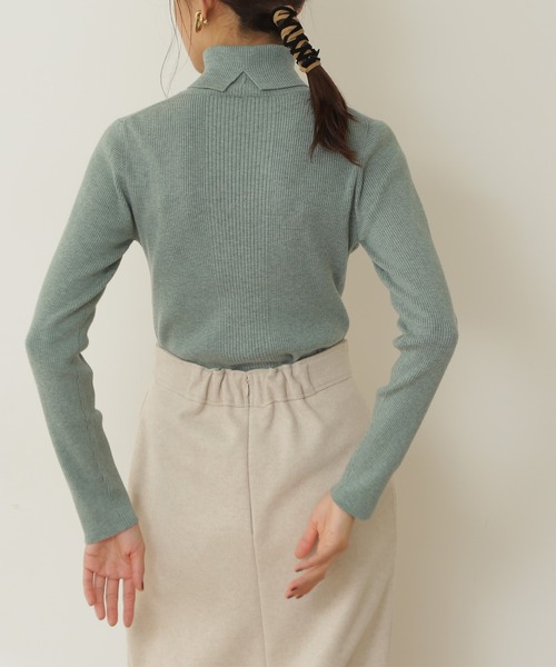 N.(N. Natural Beauty Basic)(エヌエヌナチュラルビューティーベーシック)の「◆パールボタンタートルネックニット(ニット/セーター・レディース・ミント/オフホワイト/ベージュ/ネイビー・MEDIUM)」の16枚目の写真