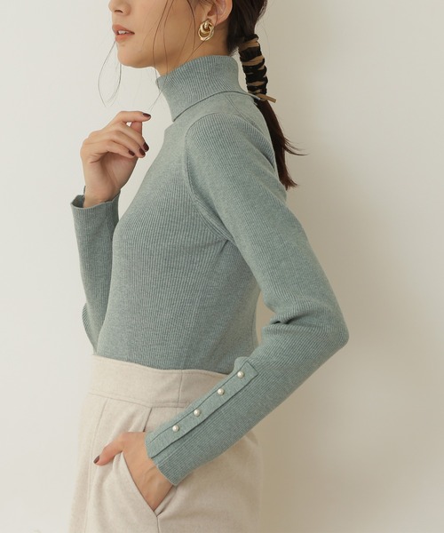 N.(N. Natural Beauty Basic)(エヌエヌナチュラルビューティーベーシック)の「◆パールボタンタートルネックニット(ニット/セーター・レディース・ミント/オフホワイト/ベージュ/ネイビー・MEDIUM)」の15枚目の写真