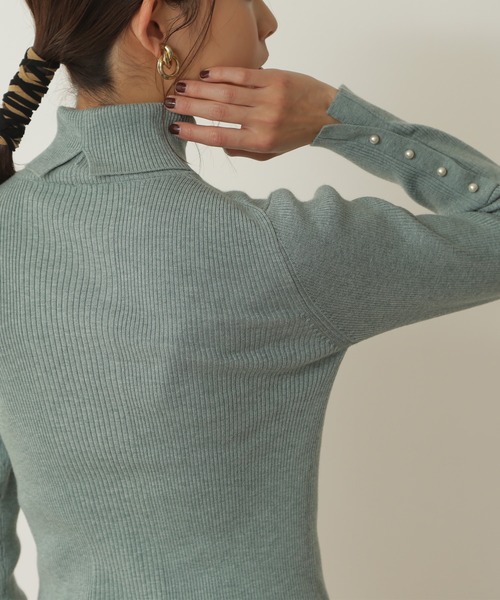N.(N. Natural Beauty Basic)(エヌエヌナチュラルビューティーベーシック)の「◆パールボタンタートルネックニット(ニット/セーター・レディース・ミント/オフホワイト/ベージュ/ネイビー・MEDIUM)」の18枚目の写真