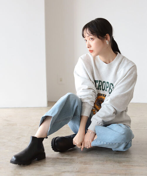 BeAMS DOT（ビームスドット）の「【WEB限定】BeAMS DOT / カレッジロゴ オーバースウェット（スウェット・レディース・グレー/ネイビー・FREE）」の4枚目の写真
