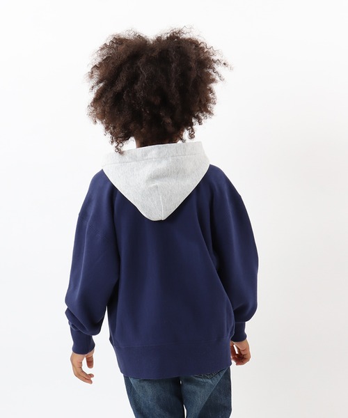 Champion(チャンピオン)の「【Champion/チャンピオン】キッズ リバースウィーブ(R) フーデッドスウェットシャツ(パーカー・キッズ・シルバーグレー/オレンジ/ネイビー・120/110/130/140/100)」の17枚目の写真