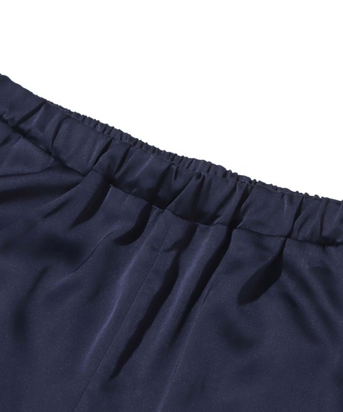 UGG（アグ）の「UGG@mos パイピングサテン ショートパンツ（その他パンツ・レディース・ネイビー/ピンク・M/L）」の12枚目の写真