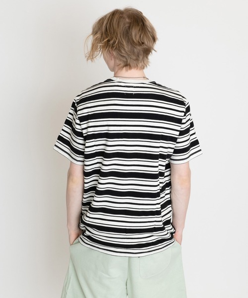 Levi's(リーバイス)の「ボーダーTシャツ ATLANTIC CAVIAR(Tシャツ/カットソー・メンズ・マルチ・S/XL/L/M)」の3枚目の写真