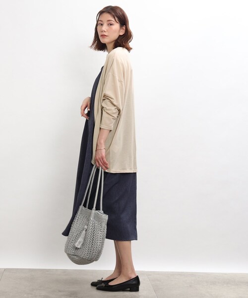 SHOO・LA・RUE(シューラルー)の「◆梨地トッパーカーディガン(カーディガン/ボレロ・レディース・ホワイト系/ベージュ/ピンク系/ブラック・03/04/02)」の10枚目の写真