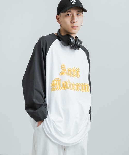 Rocky Monroe（ロッキーモンロー）の「オーバーサイズ ラグランスリーブ七分袖ロゴTシャツ（Tシャツ/カットソー・メンズ・チャコールグレー/ネイビー/グレー/グリーン/バーガンディー・M/L）」の2枚目の写真