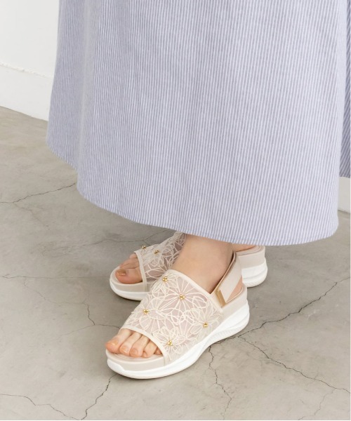 RANDA（ランダ）の「ストレスフリー/フラワー刺繍メッシュスポーツ 