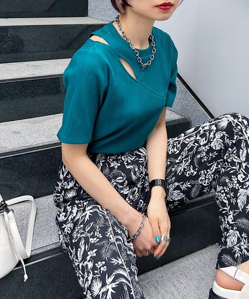 PAGEBOY（ページボーイ）の「スリットオープンリブプルオーバー（Tシャツ/カットソー・レディース・ブラック/オフホワイト/ホワイト系その他/ターコイズブルー・FREE）」の19枚目の写真