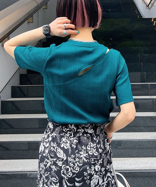 PAGEBOY（ページボーイ）の「スリットオープンリブプルオーバー（Tシャツ/カットソー・レディース・ブラック/オフホワイト/ホワイト系その他/ターコイズブルー・FREE）」の21枚目の写真