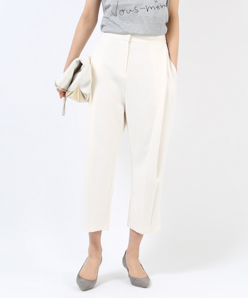 Abahouse Devinette（ドゥヴィネット）の「タックコクーンパンツ（その他パンツ・レディース・グレー/ブラック/アイボリー・2/1）」の2枚目の写真