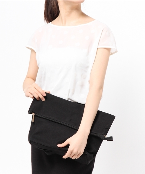 CIAOPANIC（チャオパニック）の「【Ciaopanic】CVロールクラッチ3WAYSD（ショルダーバッグ・レディース・ブラック/アイボリー・FREE）」の17枚目の写真