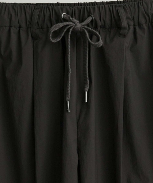 URBAN RESEARCH(アーバンリサーチ)の「AIR NYLON イージーカーゴパンツ(その他パンツ・メンズ・チャコールグレー/ブラック・SMALL/X-LARGE/MEDIUM/LARGE)」の11枚目の写真