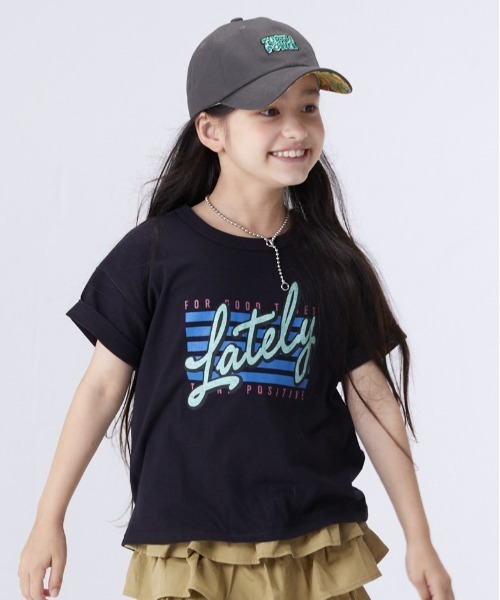 Life Support Products（ライフサポートプロダクツ）の「デイリープリントT（80～150cm）（Tシャツ/カットソー・キッズ・サンドベージュ/グレー系その他/ピンク/キナリ/グリーン/オフホワイト/ホワイト/パープル/グレー/ブルー/レッド/グレー系その他2/ブラック/ベージュ/アイボリー/マスタード/カーキ/ネイビー/オレンジ/チャコール・90/110/130/95/140/120/80/100/150）」の9枚目の写真