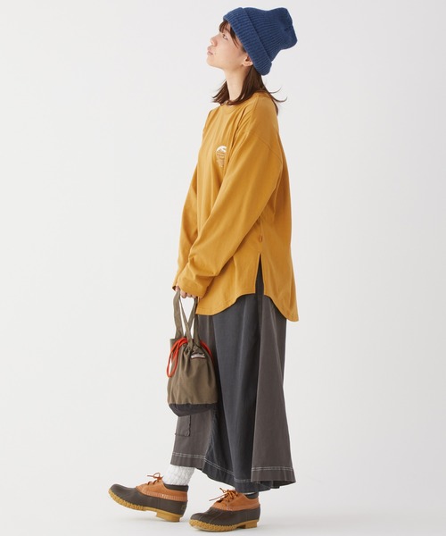 KRIFF MAYER Lady's Collection(クリフメイヤーレディースコレクション)の「裾ラウンドロゴチュニック(Tシャツ/カットソー・レディース・ネイビー/オフホワイト/グリーン/マスタード/カラフル/チャコール・MEDIUM/LARGE)」の8枚目の写真