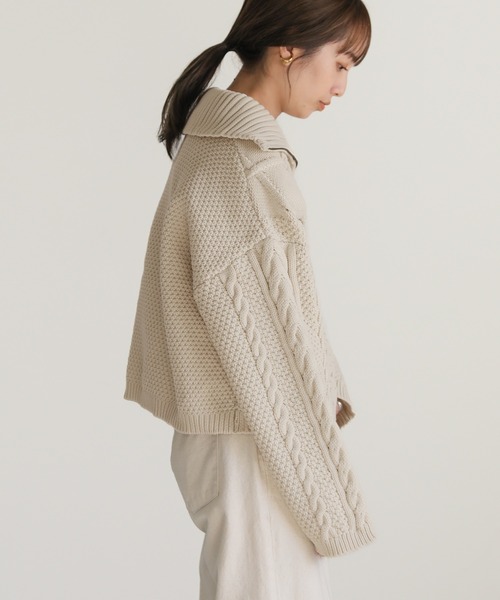 select MOCA（セレクトモカ）の「ハーフジップランダムケーブル編み