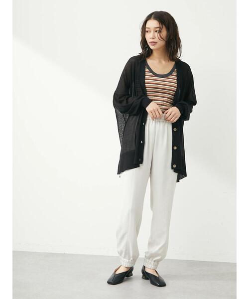 Green　Parks（グリーンパークス）の「洗えるVネックニットカーデ（カーディガン/ボレロ・レディース・ブラック/ブラウン/ブルー/アイボリー・FREE）」の14枚目の写真