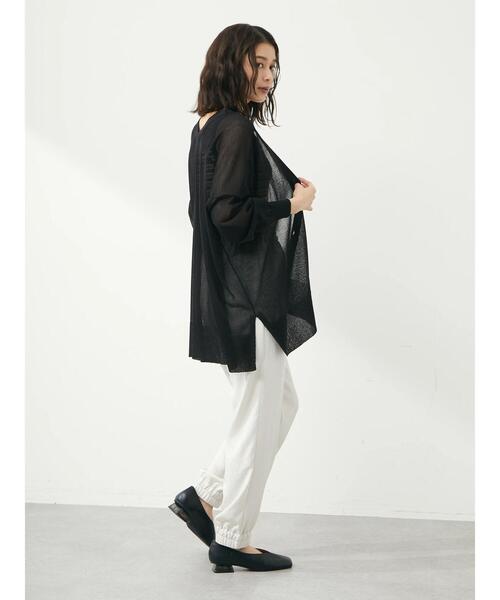 Green　Parks（グリーンパークス）の「洗えるVネックニットカーデ（カーディガン/ボレロ・レディース・ブラック/ブラウン/ブルー/アイボリー・FREE）」の15枚目の写真