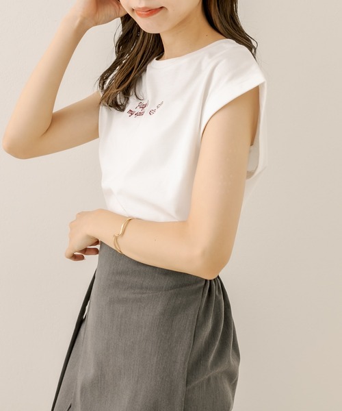 OLIVE des OLIVE（オリーブデオリーブ）の「フレンチスリーブＴシャツ（Tシャツ/カットソー・レディース・ブラック/ブラウン/オフホワイト/ラベンダー・FREE）」の9枚目の写真