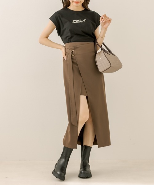 OLIVE des OLIVE（オリーブデオリーブ）の「フレンチスリーブＴシャツ（Tシャツ/カットソー・レディース・ブラック/ブラウン/オフホワイト/ラベンダー・FREE）」の15枚目の写真