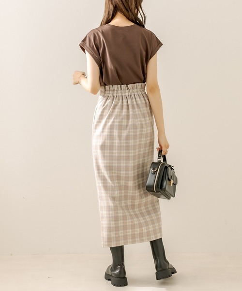 OLIVE des OLIVE（オリーブデオリーブ）の「フレンチスリーブＴシャツ（Tシャツ/カットソー・レディース・ブラック/ブラウン/オフホワイト/ラベンダー・FREE）」の18枚目の写真