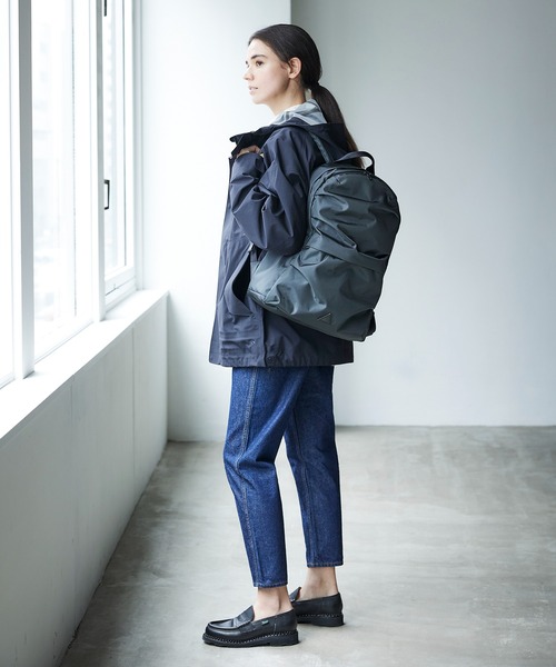 ANONYM CRAFTSMAN DESIGN（アノニムクラフツマンデザイン）の「【ANONYM CRAFTSMAN DESIGN / アノニム クラフツマン デザイン】DAYPACK #01 ECO デイパック（バックパック/リュック・レディース・ブラック/グレー/カーキブラウン/オリーブドラブ・FREE）」の3枚目の写真