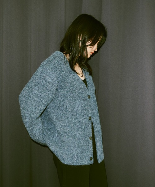 Happy John(ハッピージョン)の「mix knit Vneck cardigan/ミックスニットVネックカーディガン(カーディガン/ボレロ・レディース・ブルー/イエロー・FREE)」の3枚目の写真