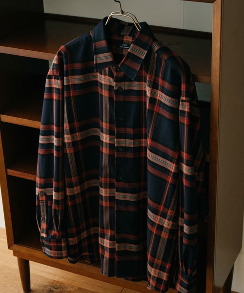 ITEMS URBANRESEARCH（アイテムズ アーバンリサーチ）の「TRストレッチ チェック レギュラーカラーシャツ（シャツ/ブラウス・メンズ・ネイビー/ブラウン/グレー・MEDIUM/LARGE）」の3枚目の写真