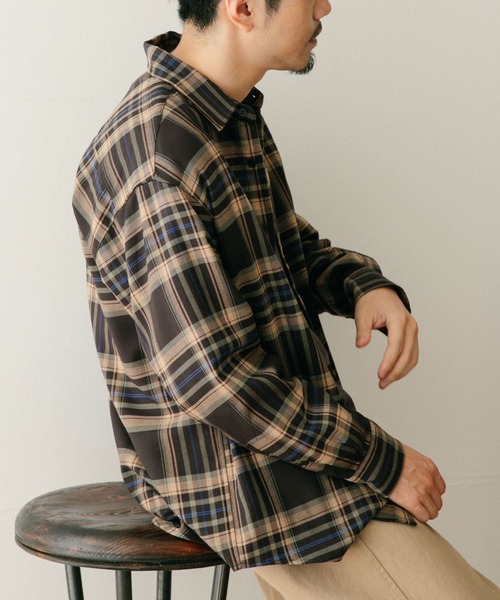 ITEMS URBANRESEARCH（アイテムズ アーバンリサーチ）の「TRストレッチ チェック レギュラーカラーシャツ（シャツ/ブラウス・メンズ・ネイビー/ブラウン/グレー・MEDIUM/LARGE）」の6枚目の写真