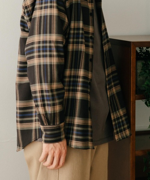 ITEMS URBANRESEARCH（アイテムズ アーバンリサーチ）の「TRストレッチ チェック レギュラーカラーシャツ（シャツ/ブラウス・メンズ・ネイビー/ブラウン/グレー・MEDIUM/LARGE）」の8枚目の写真