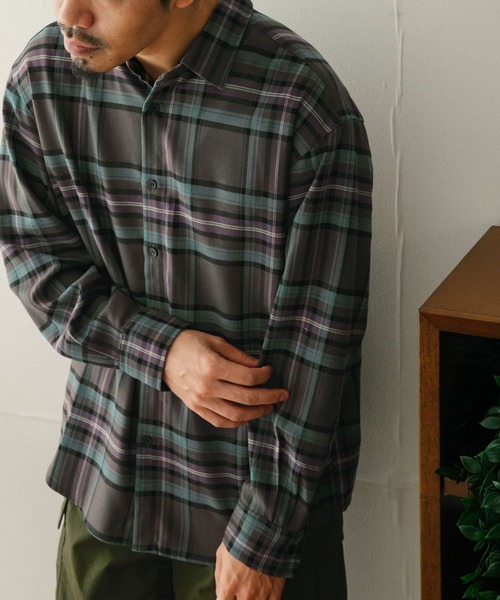 ITEMS URBANRESEARCH（アイテムズ アーバンリサーチ）の「TRストレッチ チェック レギュラーカラーシャツ（シャツ/ブラウス・メンズ・ネイビー/ブラウン/グレー・MEDIUM/LARGE）」の19枚目の写真