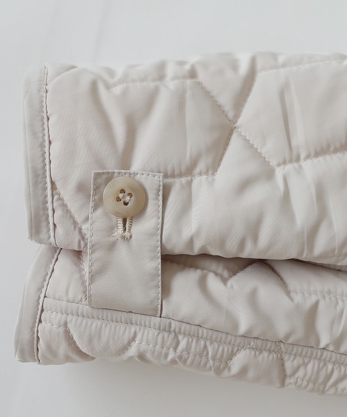 antiqua(アンティカ)の「×着方次第で印象変わる。キルティングジャケット(ダウンジャケット/コート・レディース・ホワイト/ブラック/カーキ・FREE)」の13枚目の写真