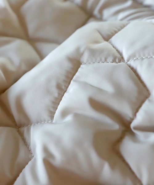 antiqua(アンティカ)の「×着方次第で印象変わる。キルティングジャケット(ダウンジャケット/コート・レディース・ホワイト/ブラック/カーキ・FREE)」の16枚目の写真