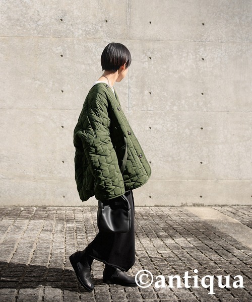 antiqua(アンティカ)の「×着方次第で印象変わる。キルティングジャケット(ダウンジャケット/コート・レディース・ホワイト/ブラック/カーキ・FREE)」の22枚目の写真