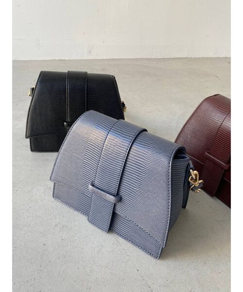 RESEXXY（リゼクシー）の「チェーンハンドルコンパクトバッグ（ハンドバッグ・レディース・ブラック/ブルー/ブラウン・FREE）」の6枚目の写真