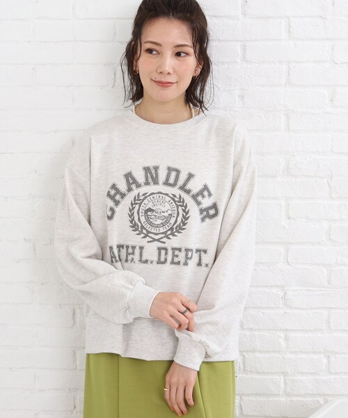 SHOO・LA・RUE（シューラルー）の「◆バリエーション豊富な12色展開！！プリント スウェット（スウェット・レディース・ダークグリーン系3/アイボリー/ブラック系4/ネイビー/ピンク系5/グレー系/ブラック系6/ライトグレー系3/アイボリー系5/アイボリー系6/ダークグリーン系5/グレー系4・03/02）」の18枚目の写真