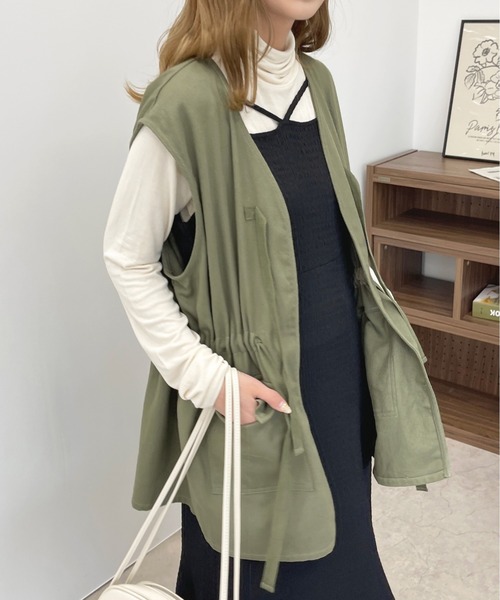 apres jour(アプレジュール)の「ミリタリーベスト【ZOZOTOWN限定アイテム】(ベスト・レディース・ブラック/カーキ・X-LARGE/フリー)」の21枚目の写真