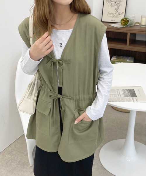 apres jour(アプレジュール)の「ミリタリーベスト【ZOZOTOWN限定アイテム】(ベスト・レディース・ブラック/カーキ・X-LARGE/フリー)」の15枚目の写真