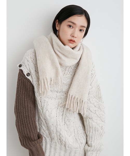 LILY BROWN(リリーブラウン)の「ウールブレンドブークレーストール(ストール/ショール・レディース・ベージュ/アイボリー/ブルー・FREE)」の4枚目の写真