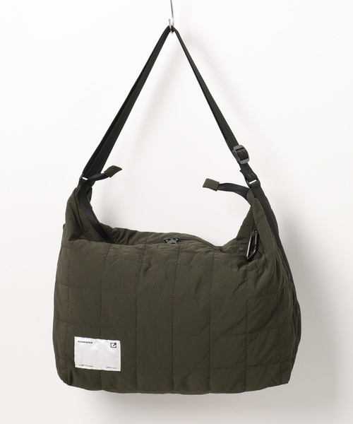 ADAM PATEK(アダムパテック)の「★ADAM PATEK★square quilt BIG shoulder bag(AP2229000)ショルダーバッグ(ショルダーバッグ・メンズ・ブラック/ホワイト/ブルー/カーキ・FREE/フリー)」の2枚目の写真