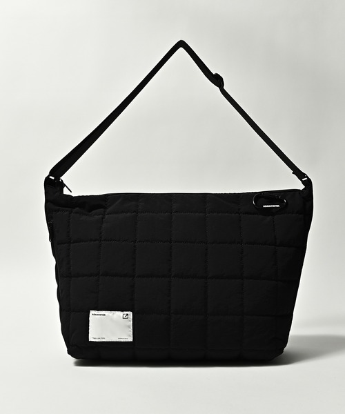 ADAM PATEK(アダムパテック)の「★ADAM PATEK★square quilt BIG shoulder bag(AP2229000)ショルダーバッグ(ショルダーバッグ・メンズ・ブラック/ホワイト/ブルー/カーキ・FREE/フリー)」の7枚目の写真