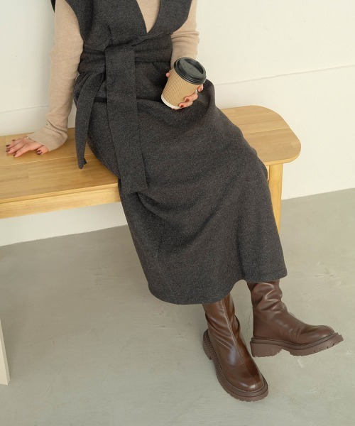 Bab（バブ）の「【低身長向けサイズあり】ウールライクリボンセットジャンスカ（ジャンパースカート・レディース・ブラック/ベージュ・M/S）」の6枚目の写真