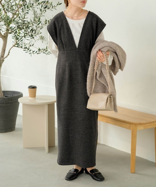 Bab（バブ）の「【低身長向けサイズあり】ウールライクリボンセットジャンスカ（ジャンパースカート・レディース・ブラック/ベージュ・M/S）」の8枚目の写真