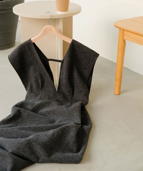 Bab（バブ）の「【低身長向けサイズあり】ウールライクリボンセットジャンスカ（ジャンパースカート・レディース・ブラック/ベージュ・M/S）」の10枚目の写真