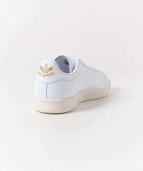 adidas(アディダス)の「adidas STAN SMITH FS(スニーカー・レディース・ホワイト系その他・24/24.5/23.5)」の4枚目の写真