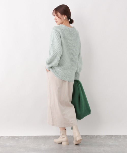 GLOBAL WORK(グローバルワーク)の「フワフワHug meアゼプルオーバー/295862(ニット/セーター・レディース・ブルー/オレンジ系その他6/キャメル/グリーン系その他3/ブラウン系その他6・MEDIUM/LARGE)」の14枚目の写真