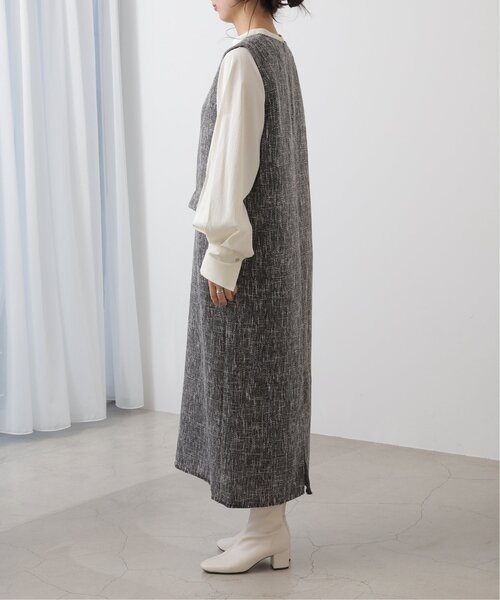 frames RAY CASSIN（フレームスレイカズン）の「ミックスツイードVネックワンピース（ジャンパースカート・レディース・ブラック/キナリ/ベージュ・FREE）」の8枚目の写真