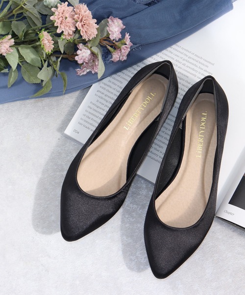 LibertyDoll（リバティードール）の「ポインテッドトゥフラット走れる美脚パンプス（パンプス・レディース・パイソン/ゴールド系その他/その他1/ベージュ系その他/ライトグリーン/ブラック系その他4/ピンクゴールド/ダークブラウン/ベージュ系その他3/シルバー/レオパード/オレンジ/ブラック系その他/グレイッシュベージュ/キャメル/ゼブラ/ブラウン系その他2/ネイビー/サックスブルー/パープル/その他/モスグリーン/シルバー系その他2/ピンク/グリーン系その他/アイボリー/ブラック系その他2/ワイン/チェック/ブラック/ブルー系その他/ベージュ系その他2/ベージュ/ブラック系その他6/ブラウン系その他/グレー/マスタード/シルバー系その他/ブラック系その他7/ブラック系その他5/ホワイト系その他3/ブルー系その他2/ピンクベージュ/レッド/グレー系その他/その他2/ホワイト系その他2/ロイヤルブルー/ホワイト系その他/ゴールド/ゴールド系その他2/ブラウン/ホワイト/ブラック系その他3/ライトブルー/ピンク系その他/イエロー系その他・SS/L/LL/M/4L/XXS/S/3L）」の13枚目の写真