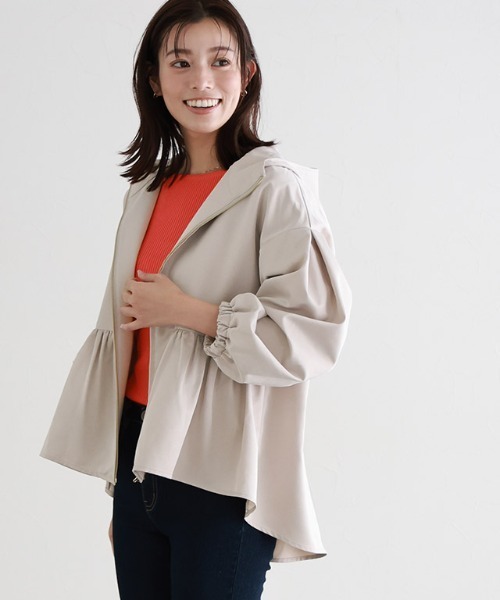 Pierrot（ピエロ）の「フーディバックタックフレアブルゾン（ブルゾン・レディース・ブラック/ベージュ/ターコイズブルー/グレー系その他・M/L）」の3枚目の写真