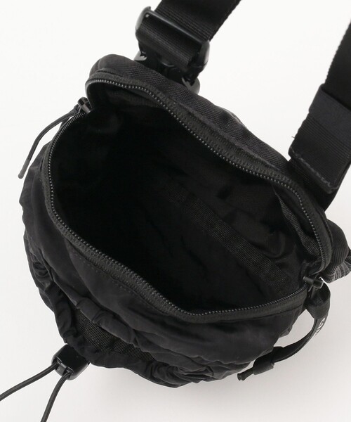C.P. COMPANY(シーピーカンパニー)の「C.P. Company / NYLON B WAISTBAG(ショルダーバッグ・メンズ・オレンジ/ブラック・ONE SIZE)」の8枚目の写真
