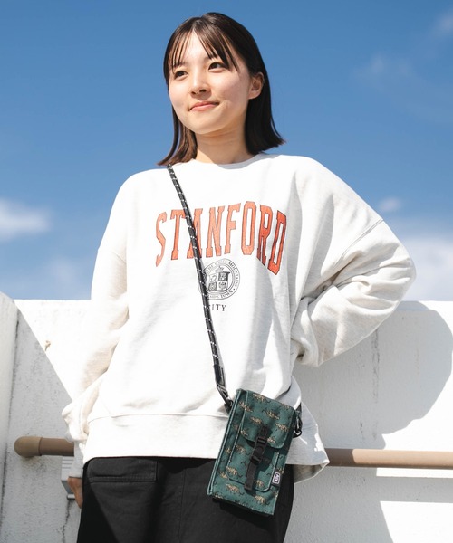 KiU(キウ)の「600D ウォーターリペレントスマートフォンポーチ スマホショルダー(スマホグッズ・メンズ・ブラック/キャメル/レオパード/アニマル/カラフル/タイガーカモ/ブラック系その他/ブルーグリーン/イエロー/ブラウン/ブラック×カーキ・FREE)」の10枚目の写真