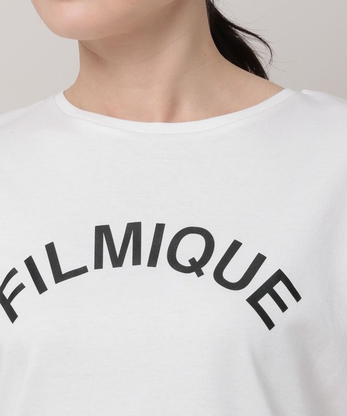 Elura(エルーラ)の「サマ見えリラックスロゴTシャツ(Tシャツ/カットソー・レディース・グレー/ホワイト/ブラック/ホワイト系その他6・MEDIUM/LARGE/SMALL)」の19枚目の写真